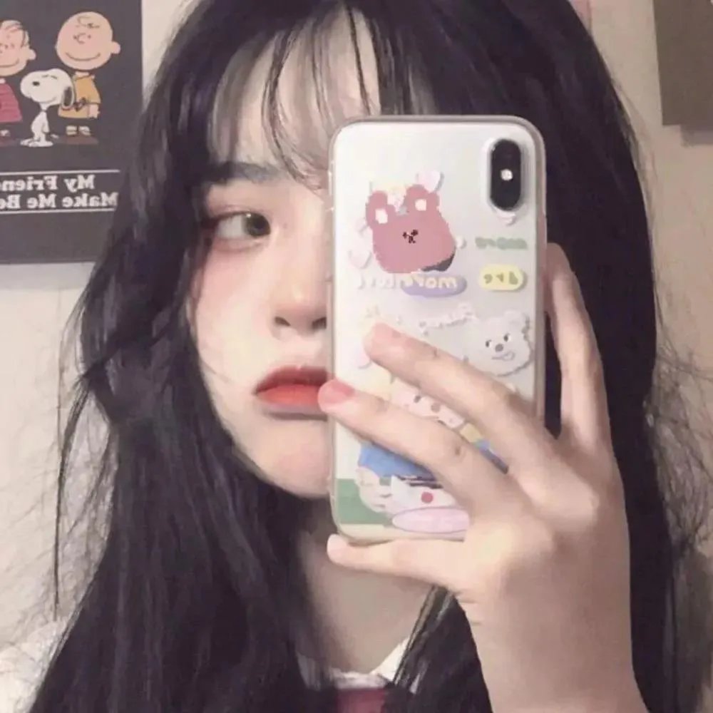 腰间持枪